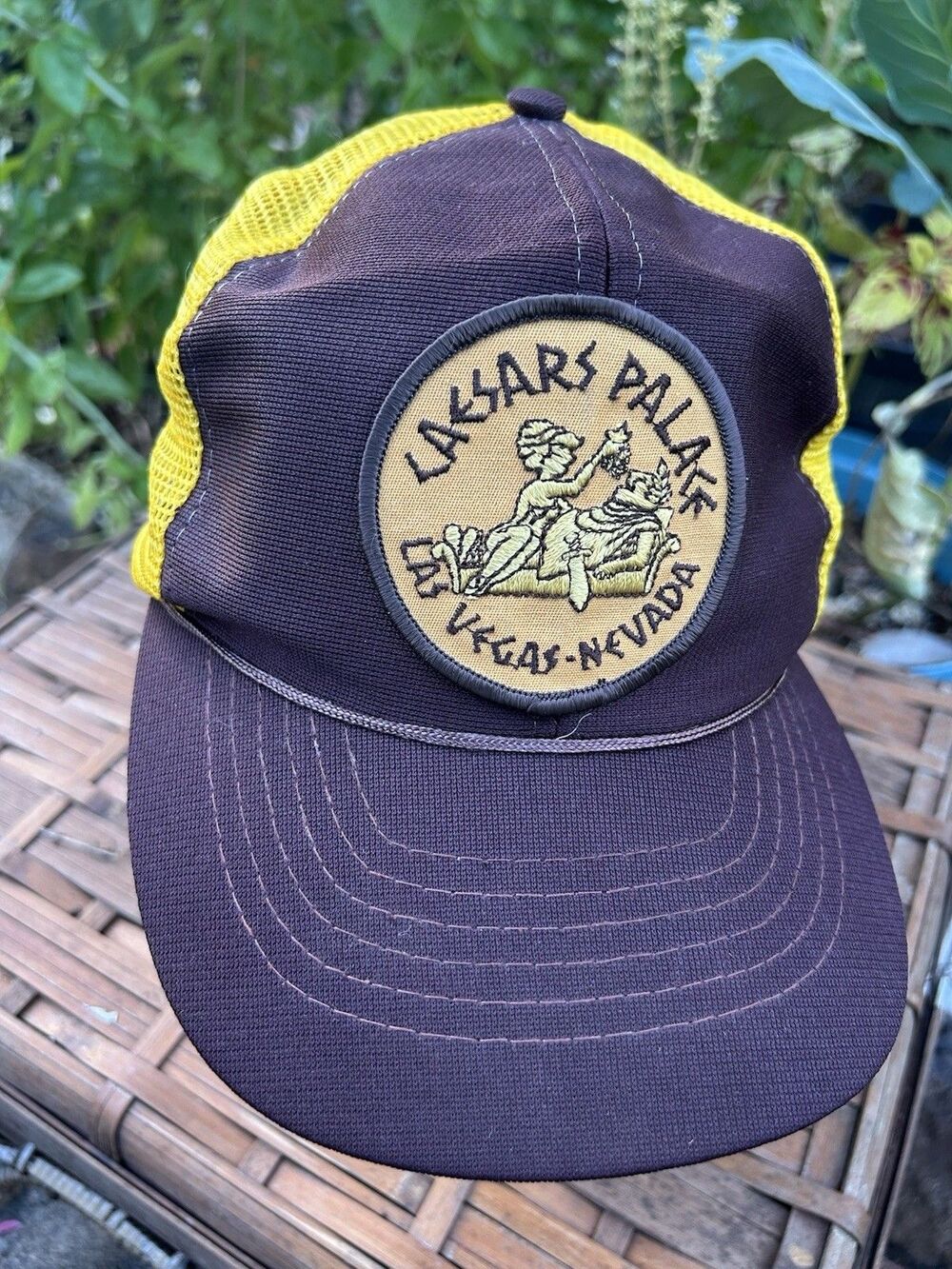 Vintage Caesars Palace Casino Las Vegas Truckers Cap Hat Purple Yellow Snapback